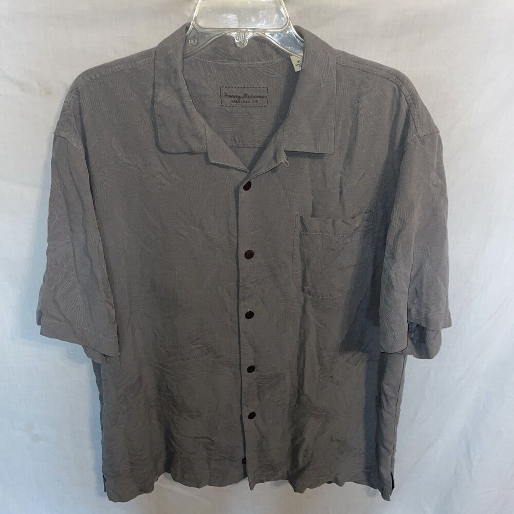 Tommy Bahama Men’s Camp Shirt Size XL Gray Silk Beach Cruise Island